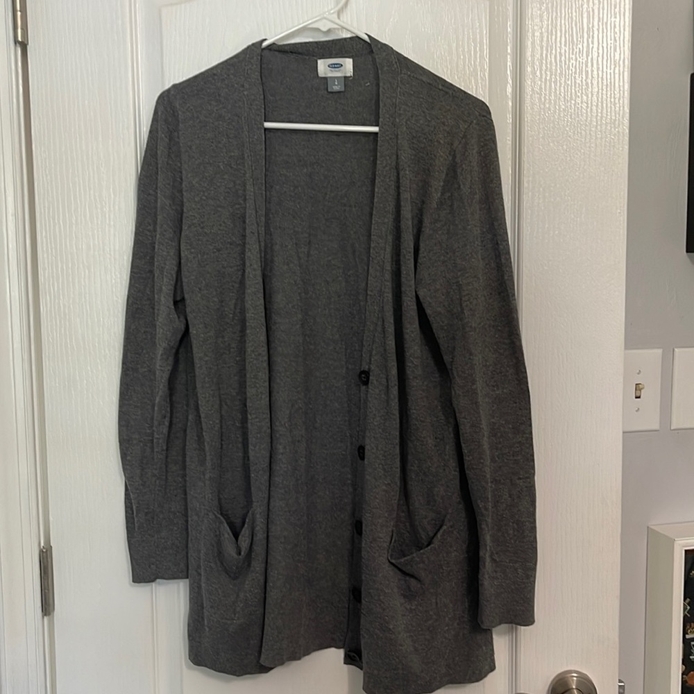 Old Navy grey cardigan